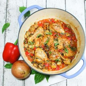 This Paleo & Whole30 chicken cacciatore recipe is a quick, simple, one-pot wonder, tasting divine with chicken cooked to perfection amid wonderfully savory veggies.