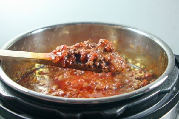 This Instant Pot Paleo and Whole30 Chili only requires 8 ingredients (+S&P). It's the perfect raid-your-pantry healthy, tasty, weeknight meal.