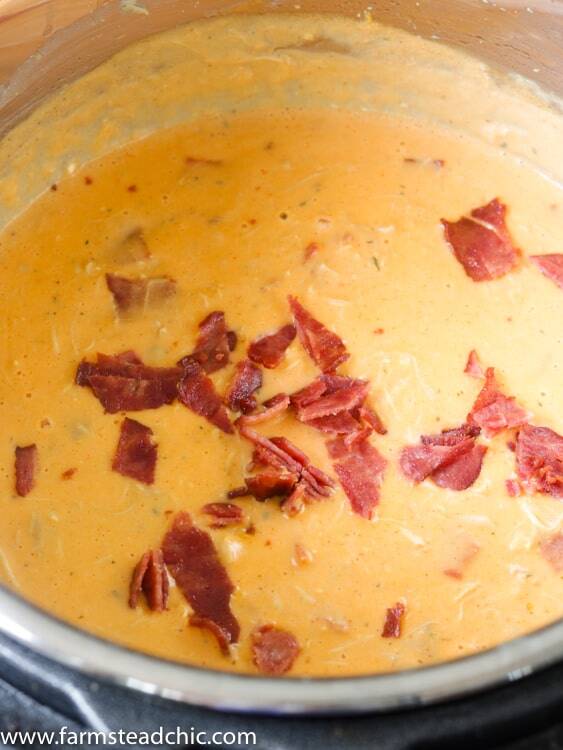 Keto Instant Pot Buffalo Chicken Bacon Soup